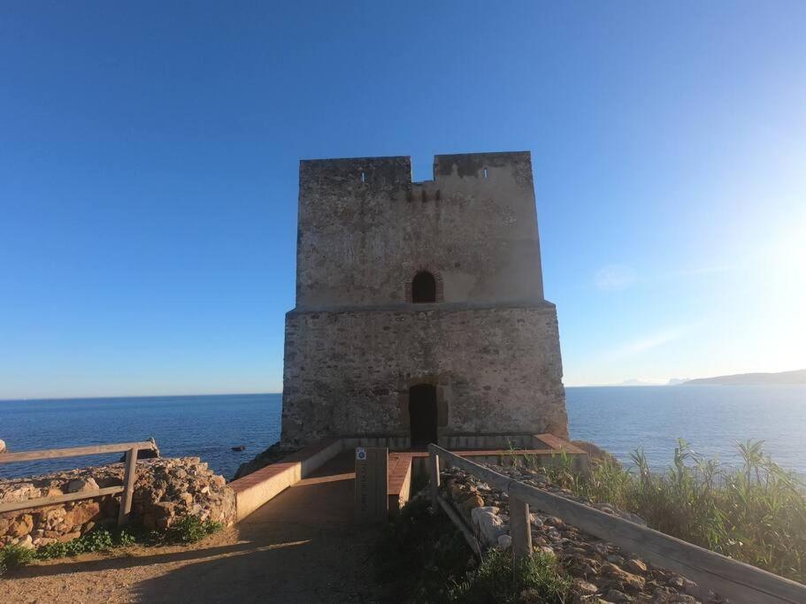 Schoenes Penthouse Mit Meerblick Pura Vida Bahia de Casares Exterior photo